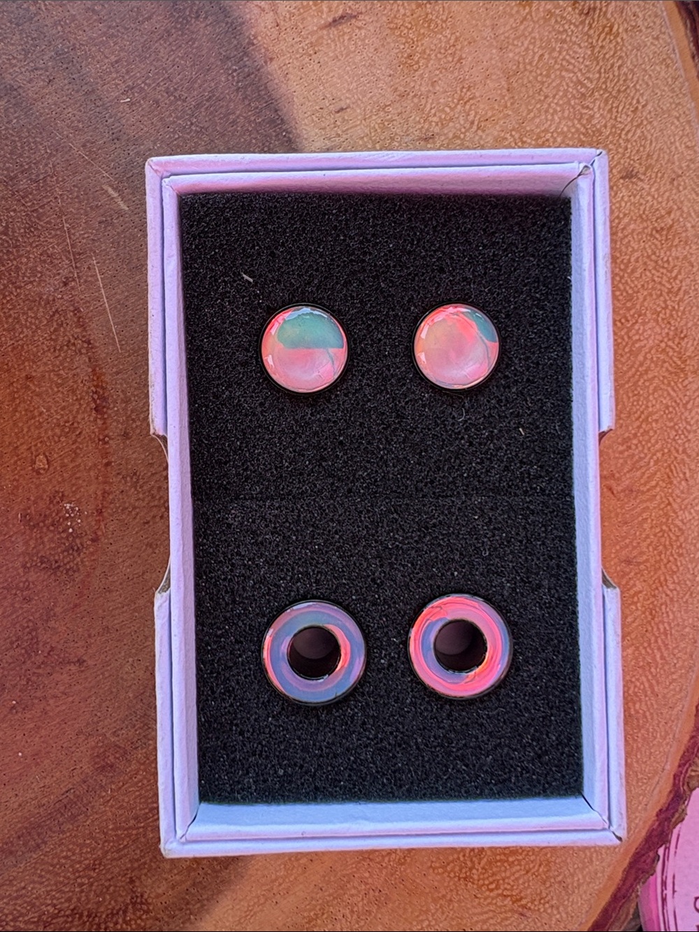 Pink and Green Resin Stud and Tunnel Earring Set size 00
